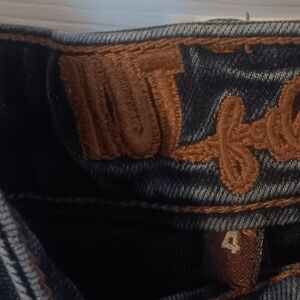 Kut From The Kloth Dark Wash Skinny Jeans Womans Size 4